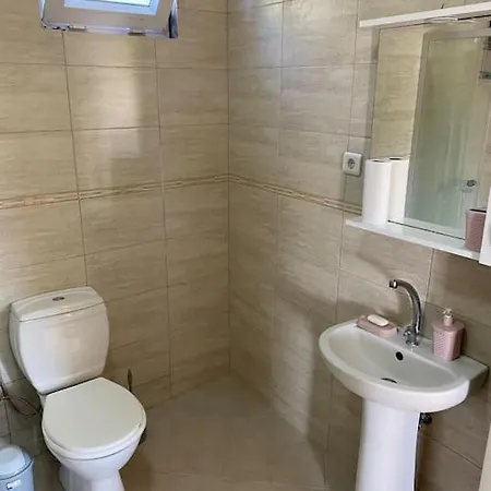 Meyve Bahceli Kirmizi Ev Casa de Férias Ovacik (Cesme)